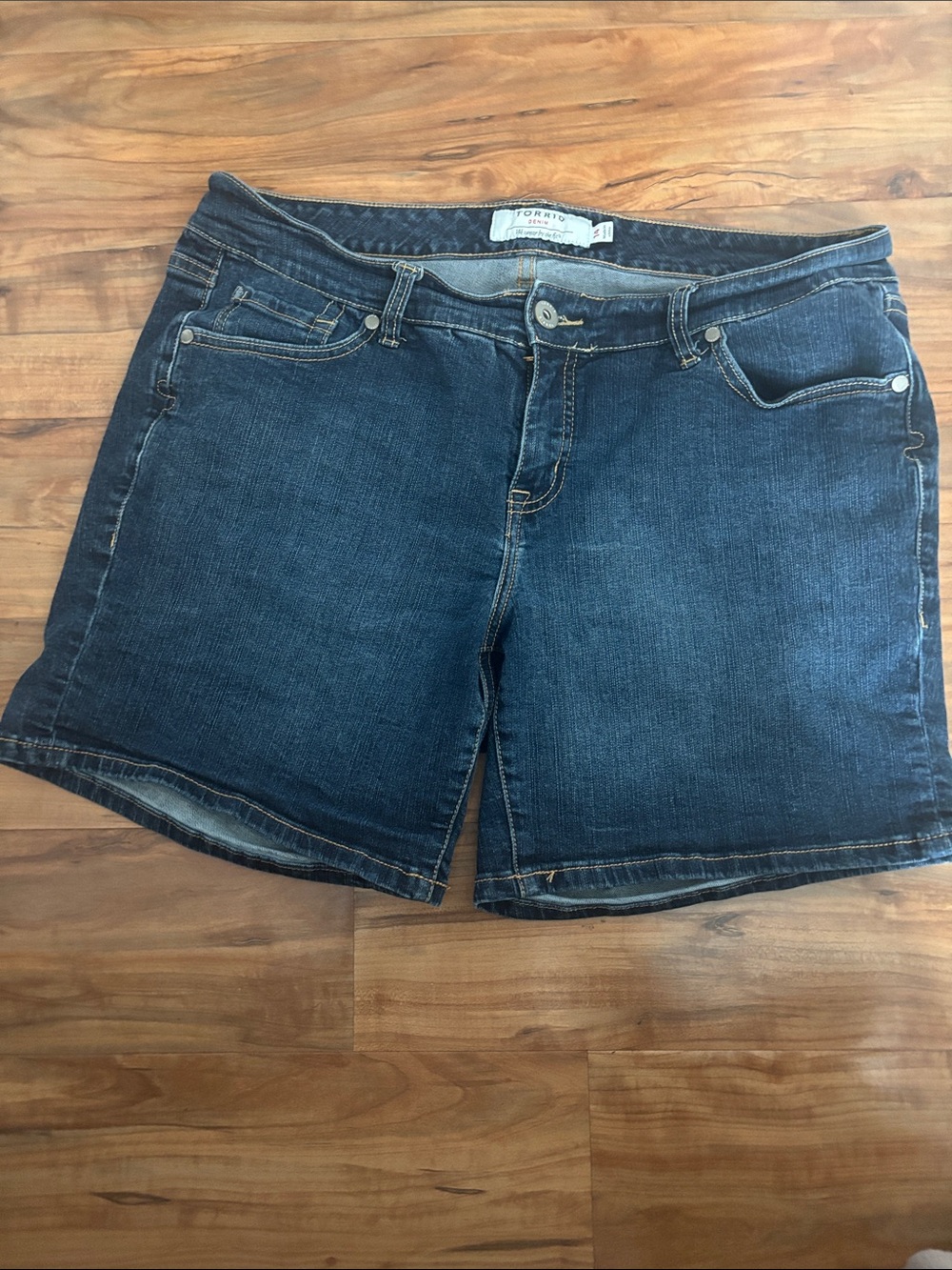 torrid Dark Indigo Denim Rolled-Hem Jean Shorts
